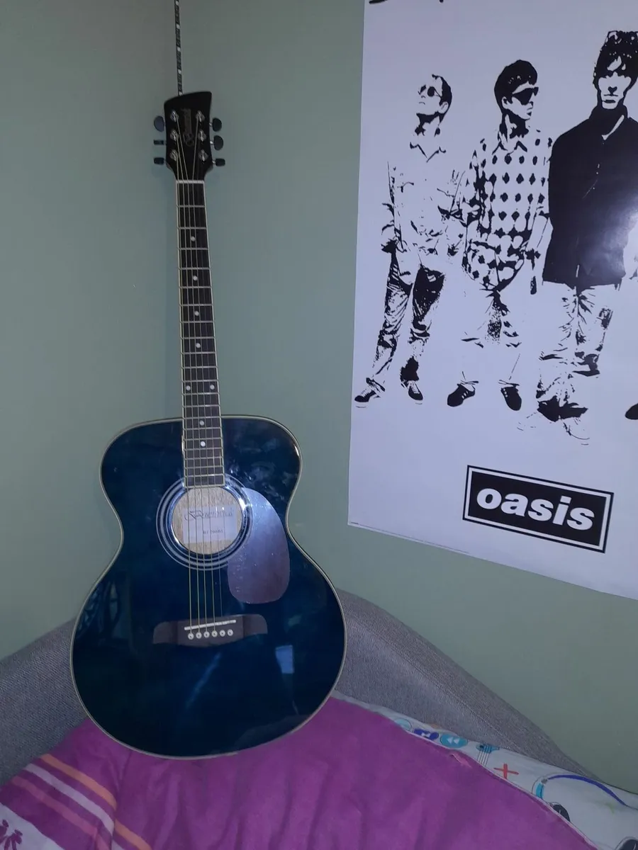 Guitar - Image 1
