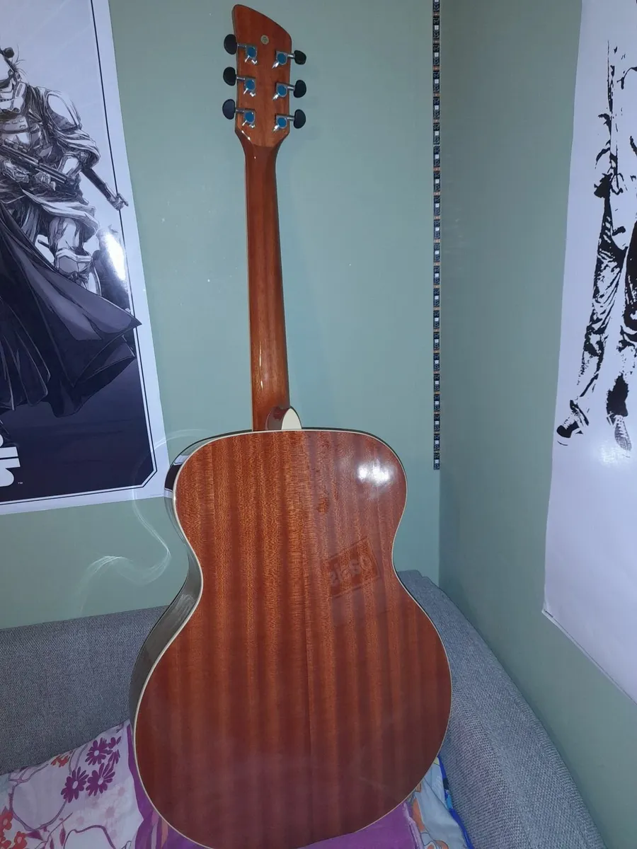 Guitar - Image 2