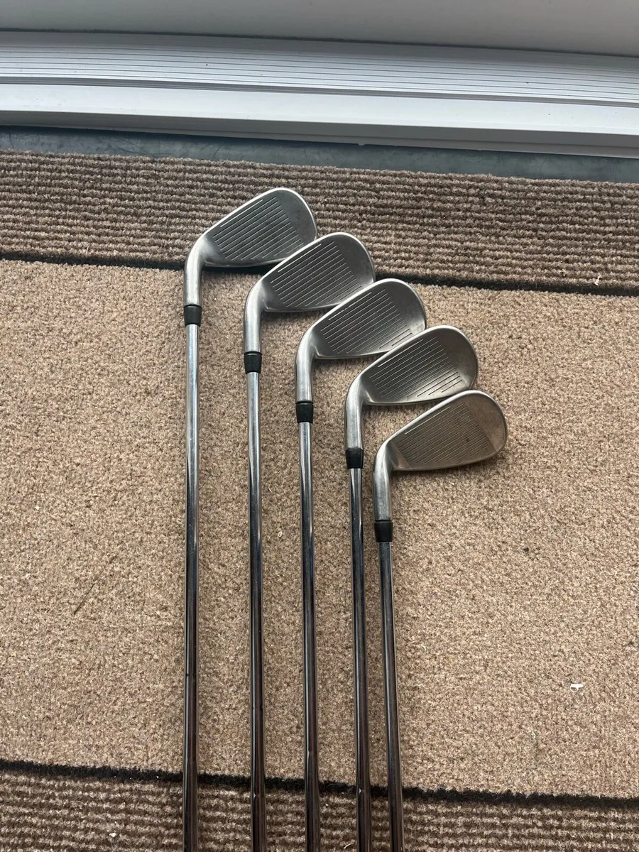 Cobra Max Tecflo irons 5-9 - Image 2