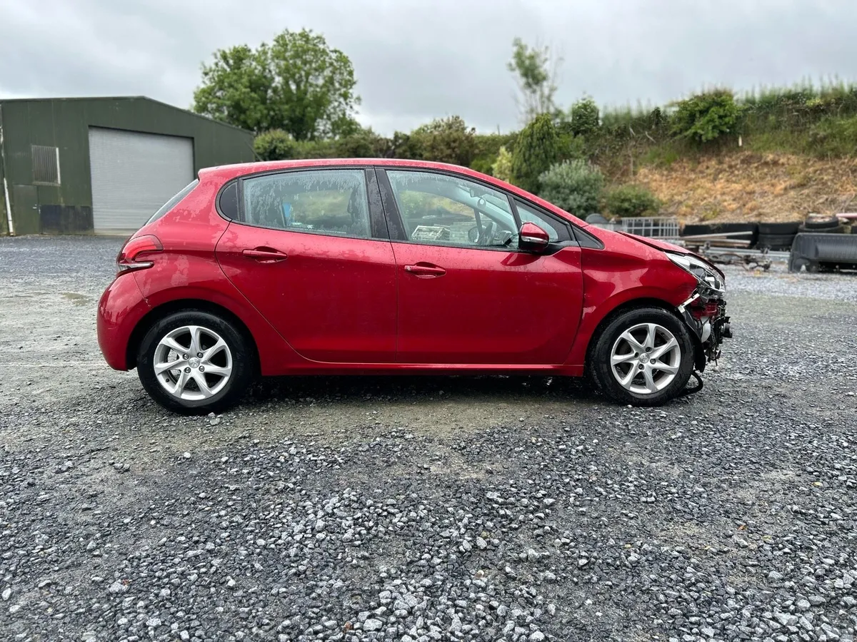2018 Peugeot 2081.6 diesel - Image 3