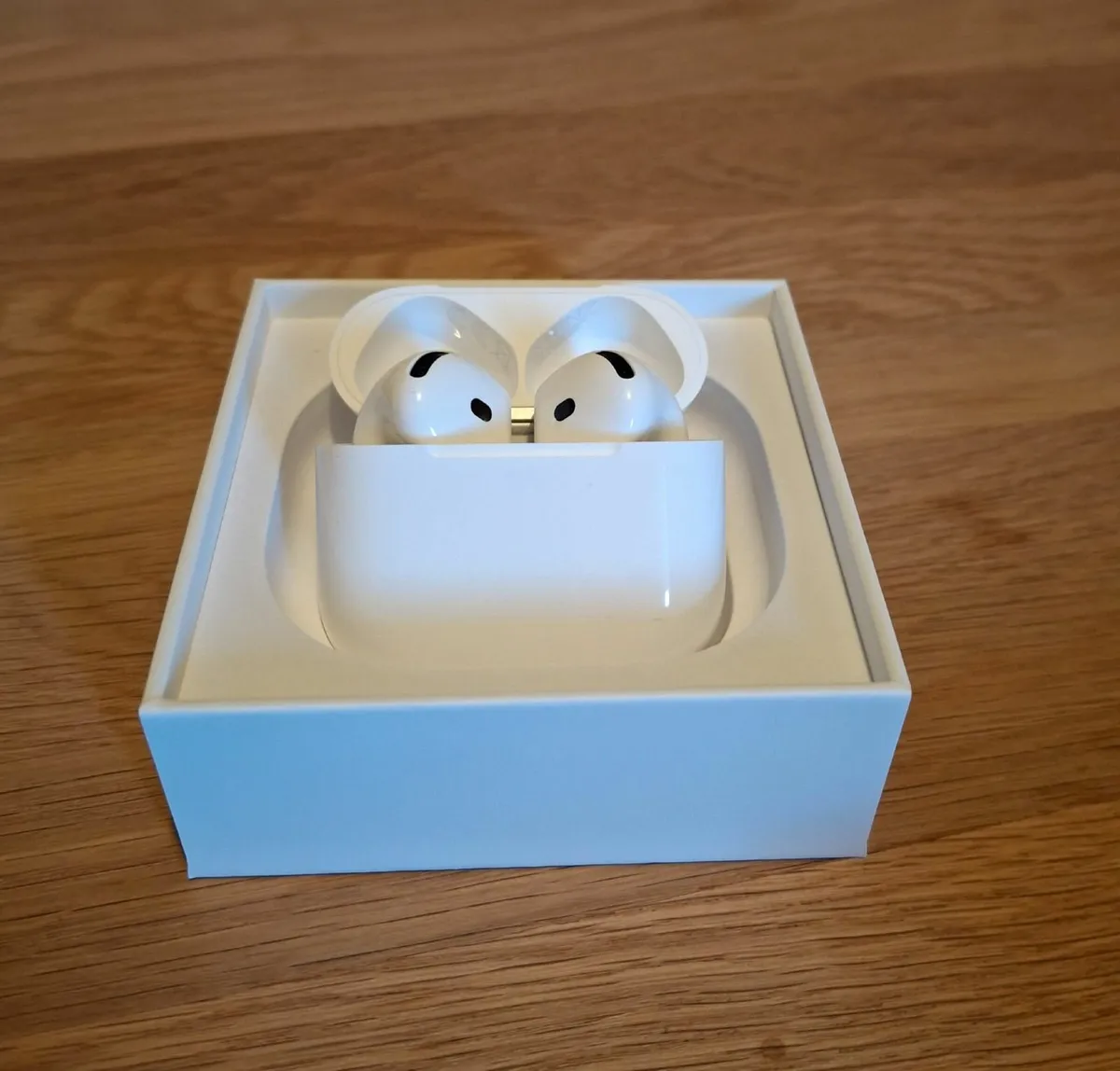 Airpods - Image 4