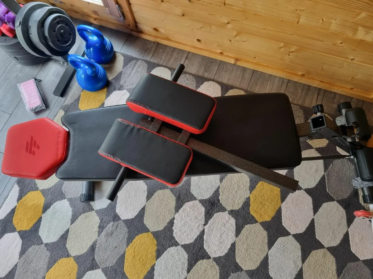 Workout/Abs Bench – Adjustable & Sturdy - Image 1