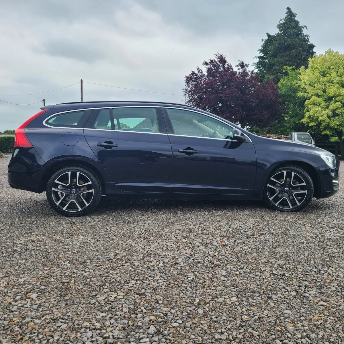 Volvo V60 2017 - Image 4