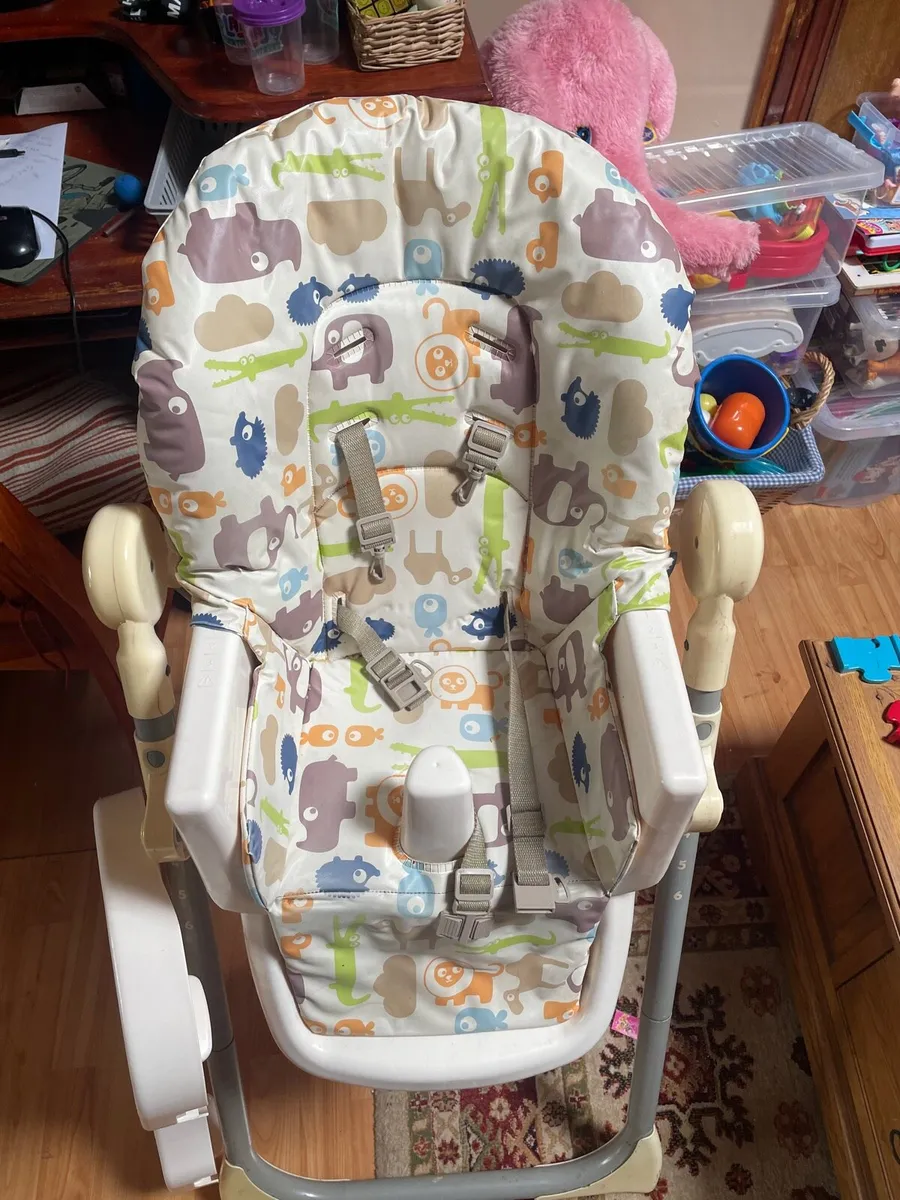 High chair - Image 1