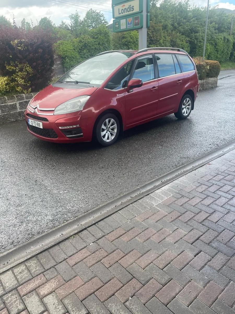 7 Seater 2012 Citroen C4 Picasso - Image 1