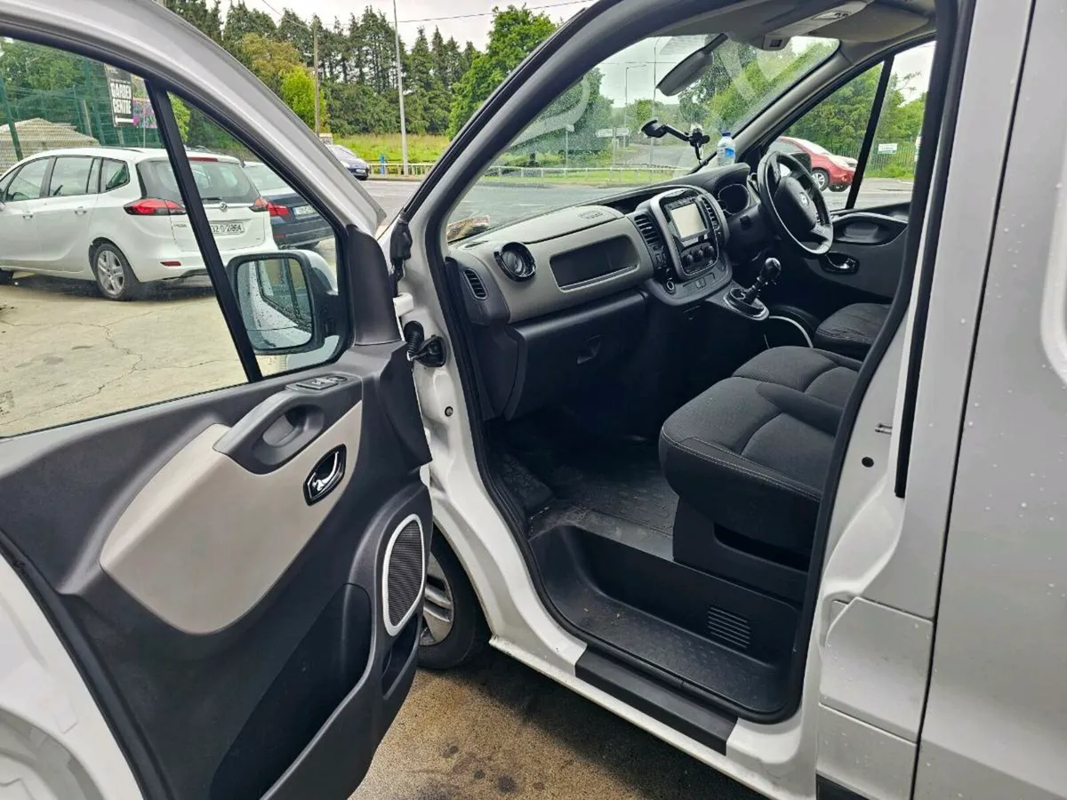 Renault Trafic - Image 3