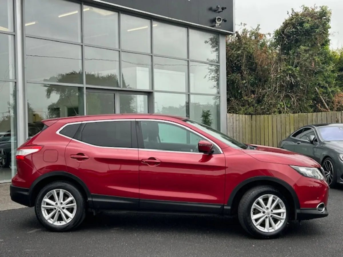 Nissan Qashqai 1.2 DiG-T Acenta Smart Vision - Image 3