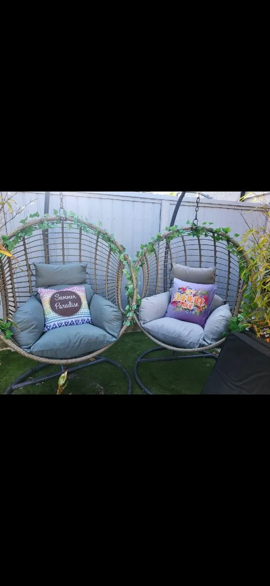Garden hanging egg chairs x2 - Image 2