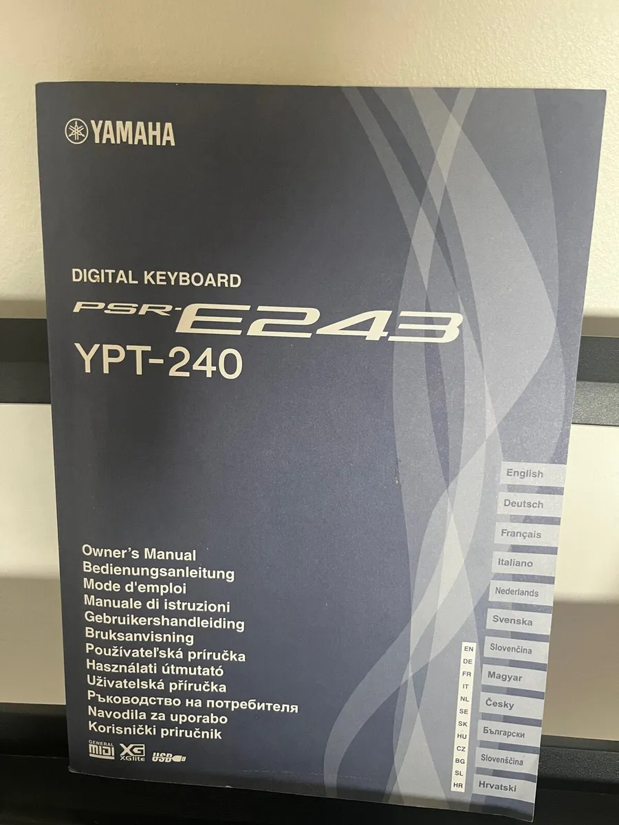 YAMAHA PSR-E243 Piano keyboard - Image 4