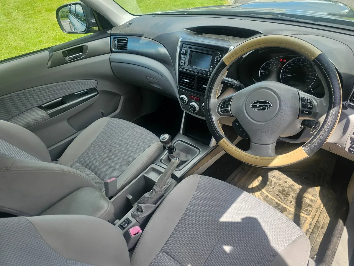 Subaru Forester 2011 4wd - Image 3