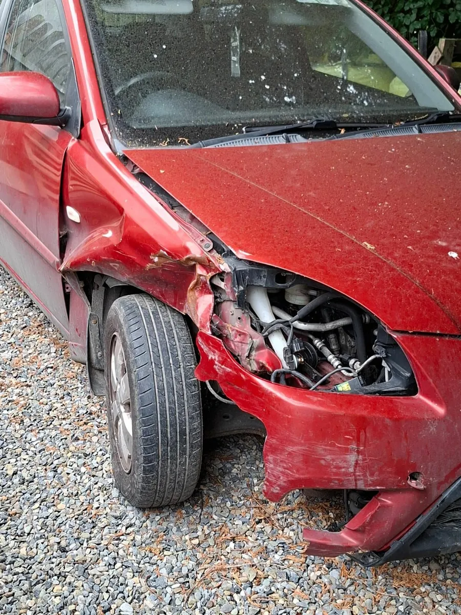 Kia Rio 2011 for breaking - Image 1
