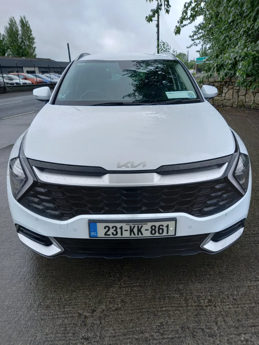 2023 Kia Sportage 1.6 Diesel Hybrid - Image 4