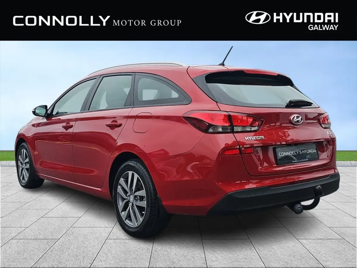 Hyundai i30 1.6 Diesel Deluxe - Image 2