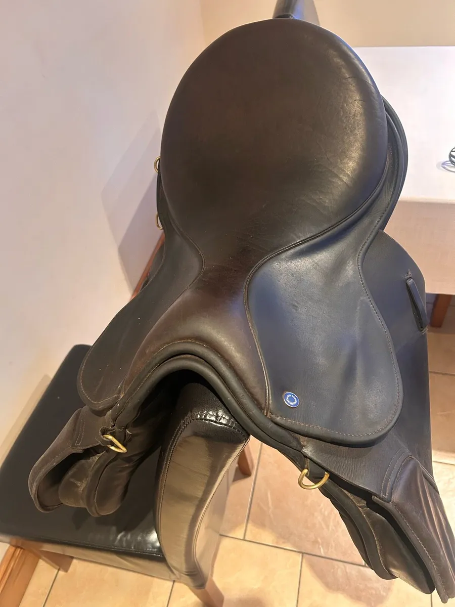 18” saddle - Image 1