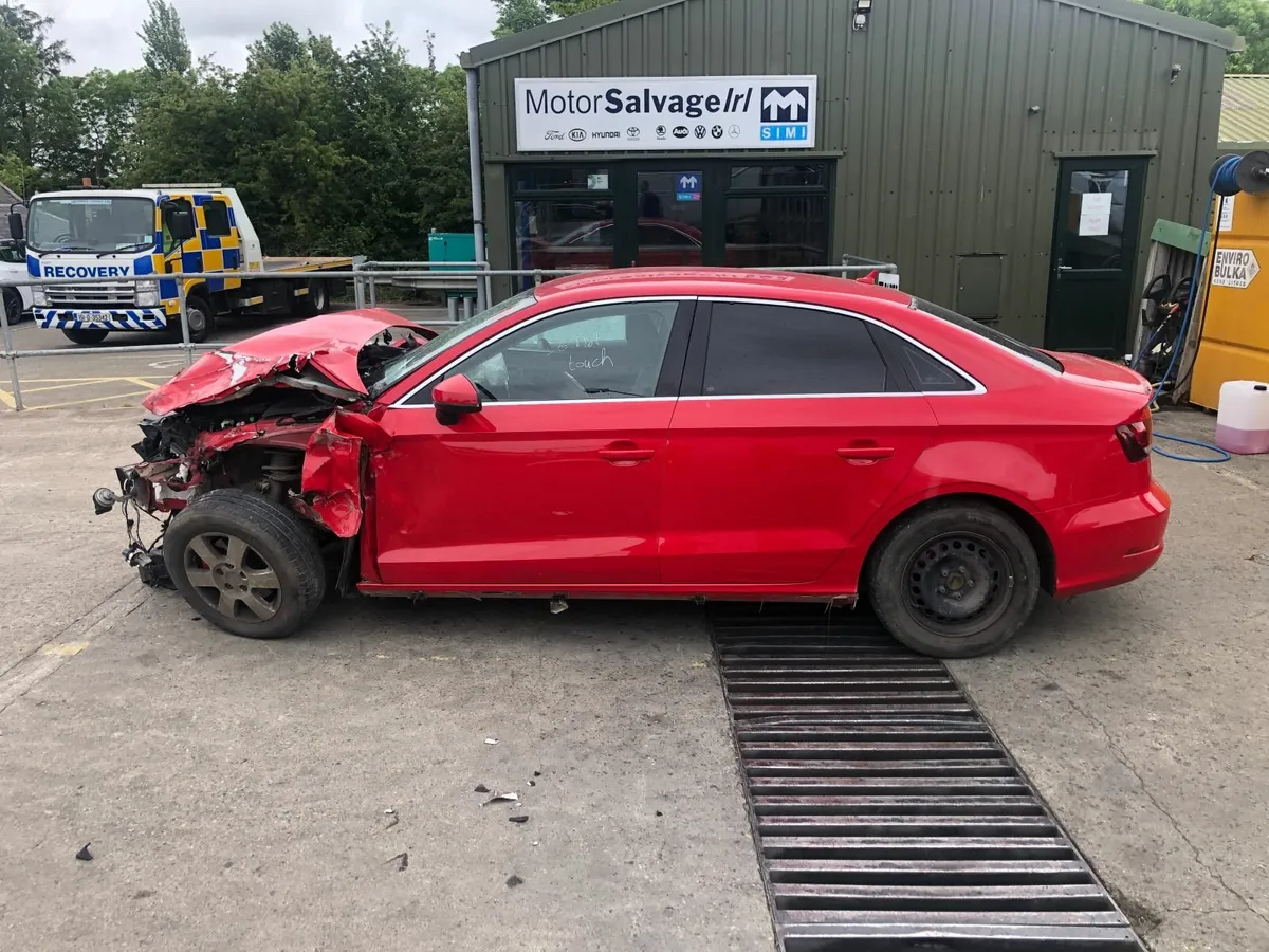 2014 AUDI A3 SALOON 1.6 dsl (for parts only) - Image 1
