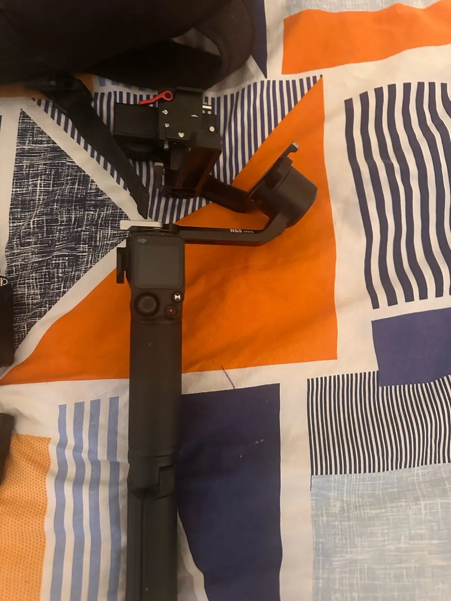 SONY A7III with lenses,Gimbal, Misc - Image 3