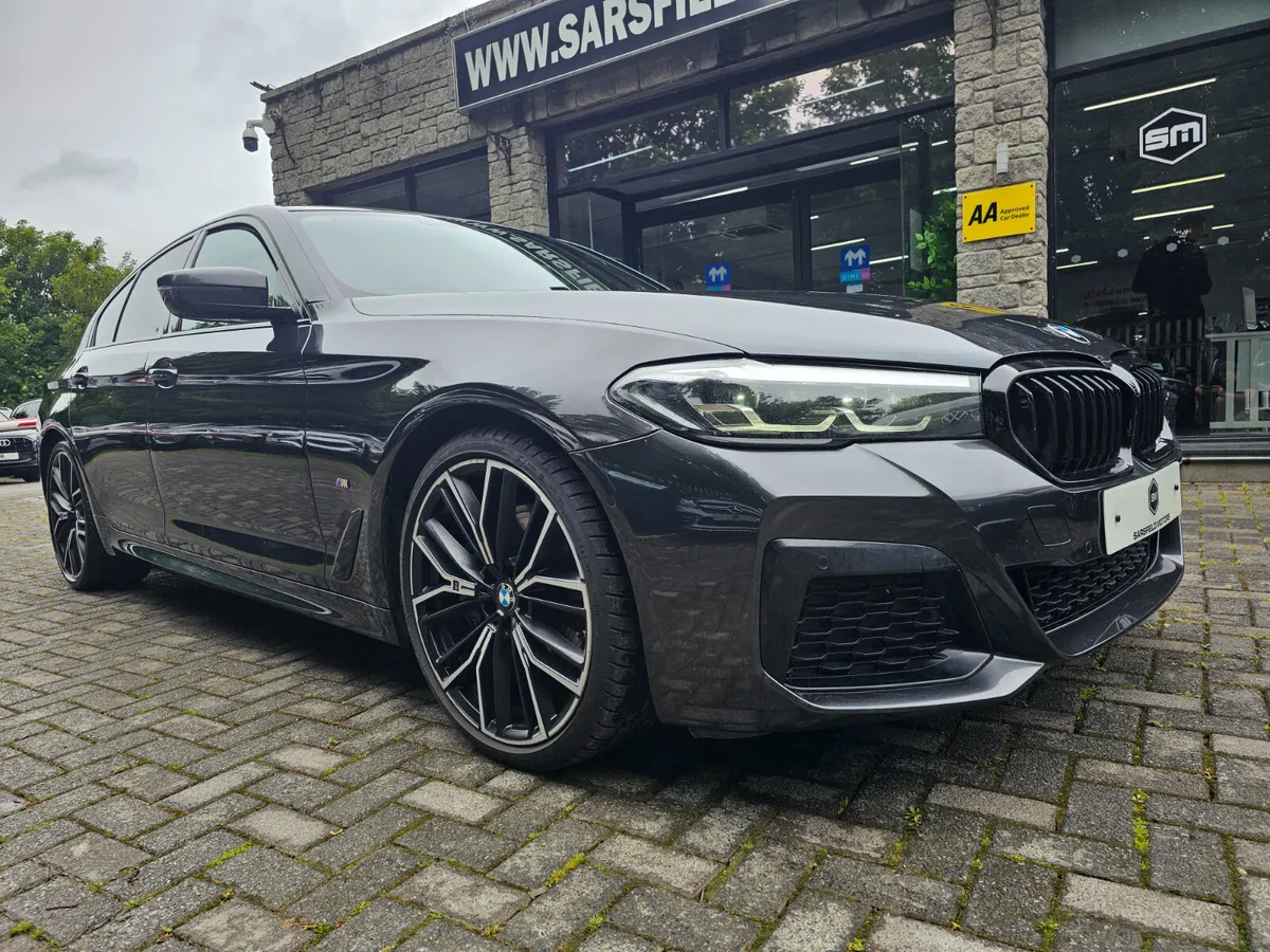 2022 BMW 520D MHT M-SPORT AUTO.HUGE SPEC. - Image 3