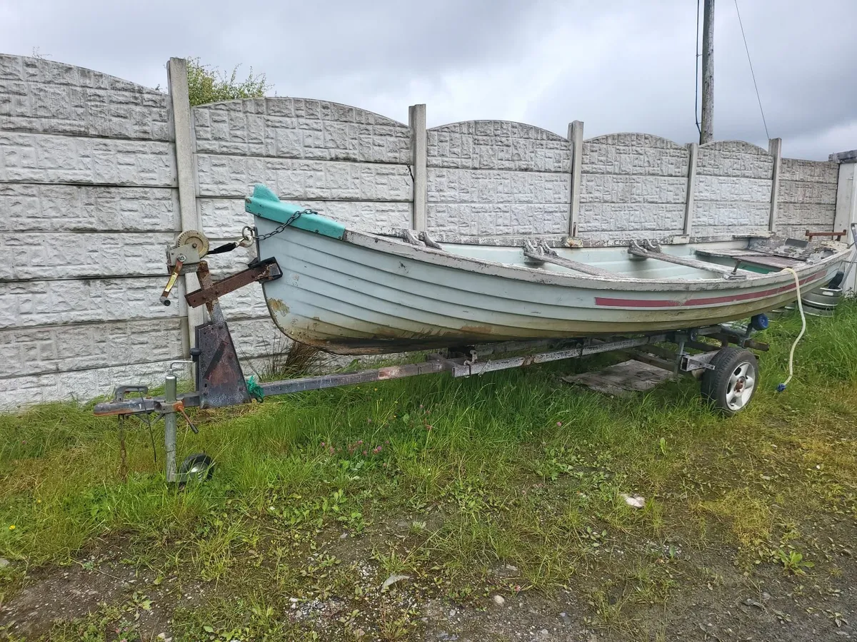 19FT ANGLERS FANCY BOAT and trailer REDUCED - Image 2