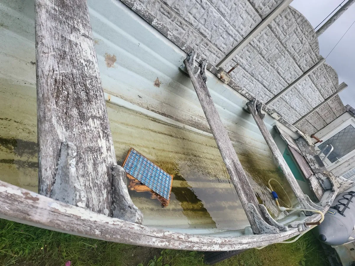 19FT ANGLERS FANCY BOAT and trailer REDUCED - Image 3