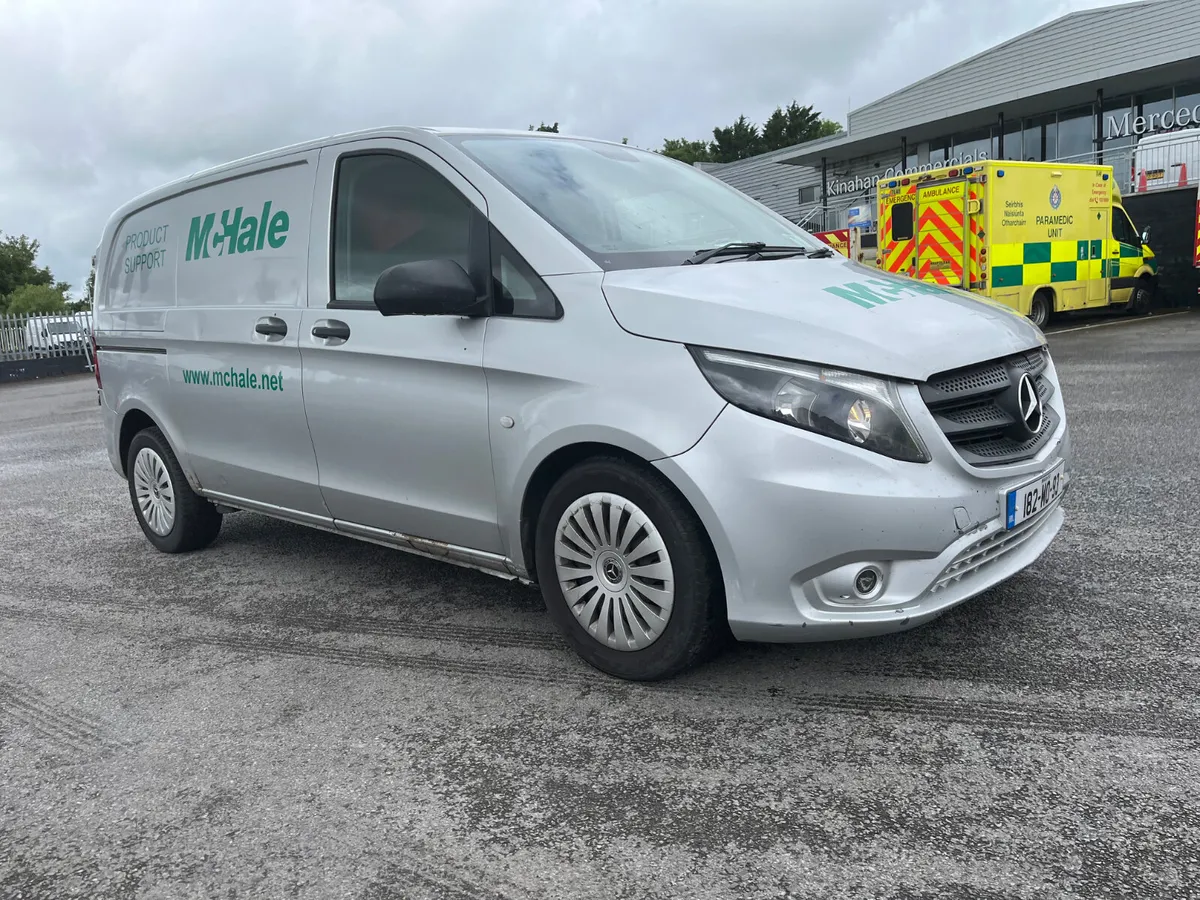 2018 Mercedes-Benz Vito 119 Auto - Image 1