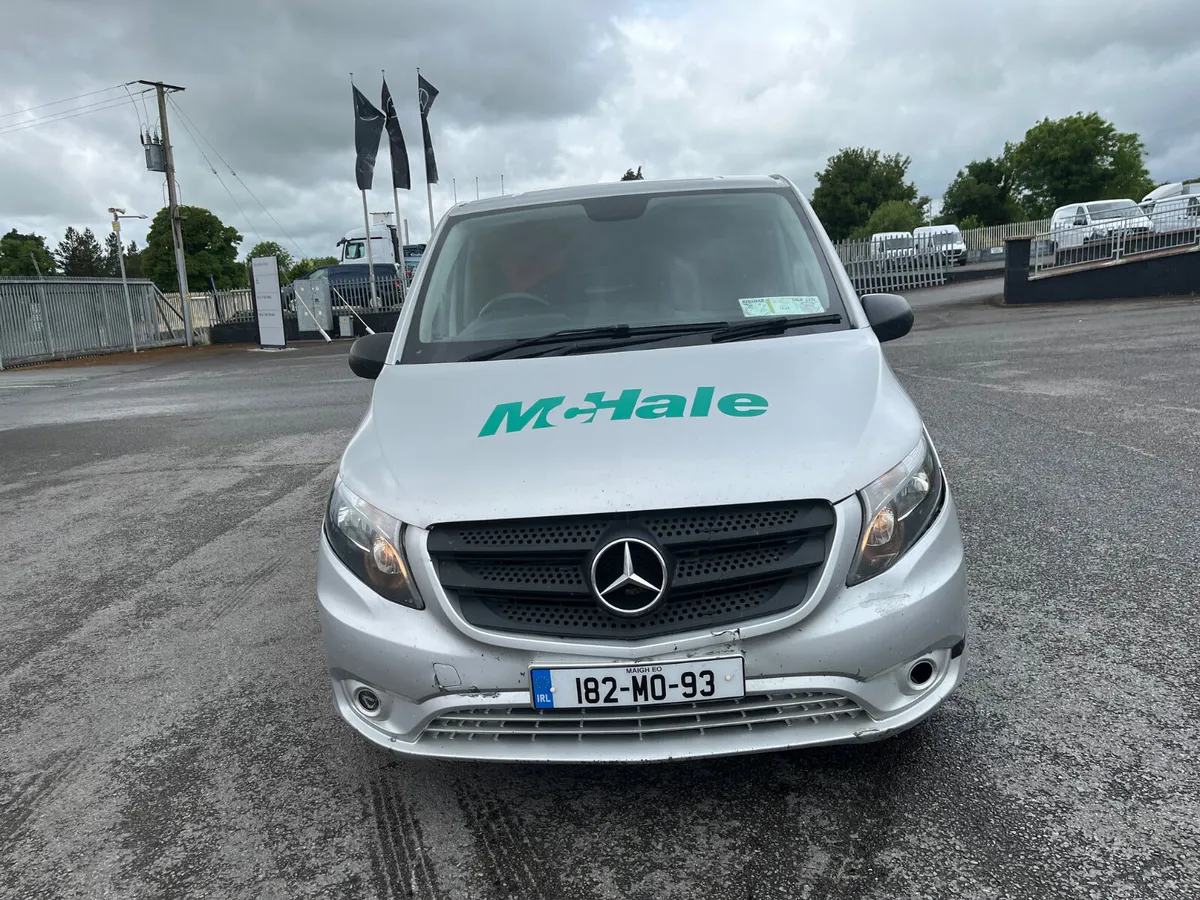 2018 Mercedes-Benz Vito 119 Auto - Image 2