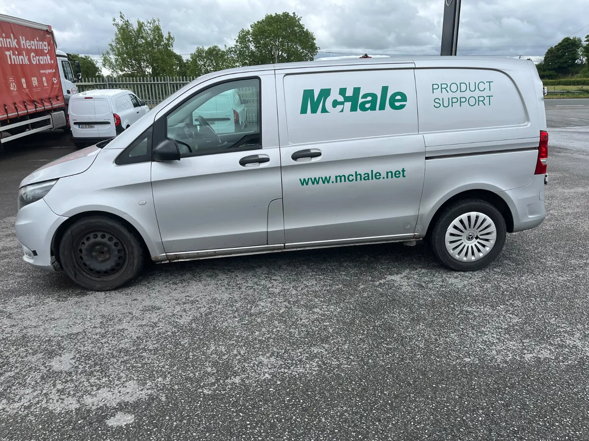 2018 Mercedes-Benz Vito 119 Auto - Image 4
