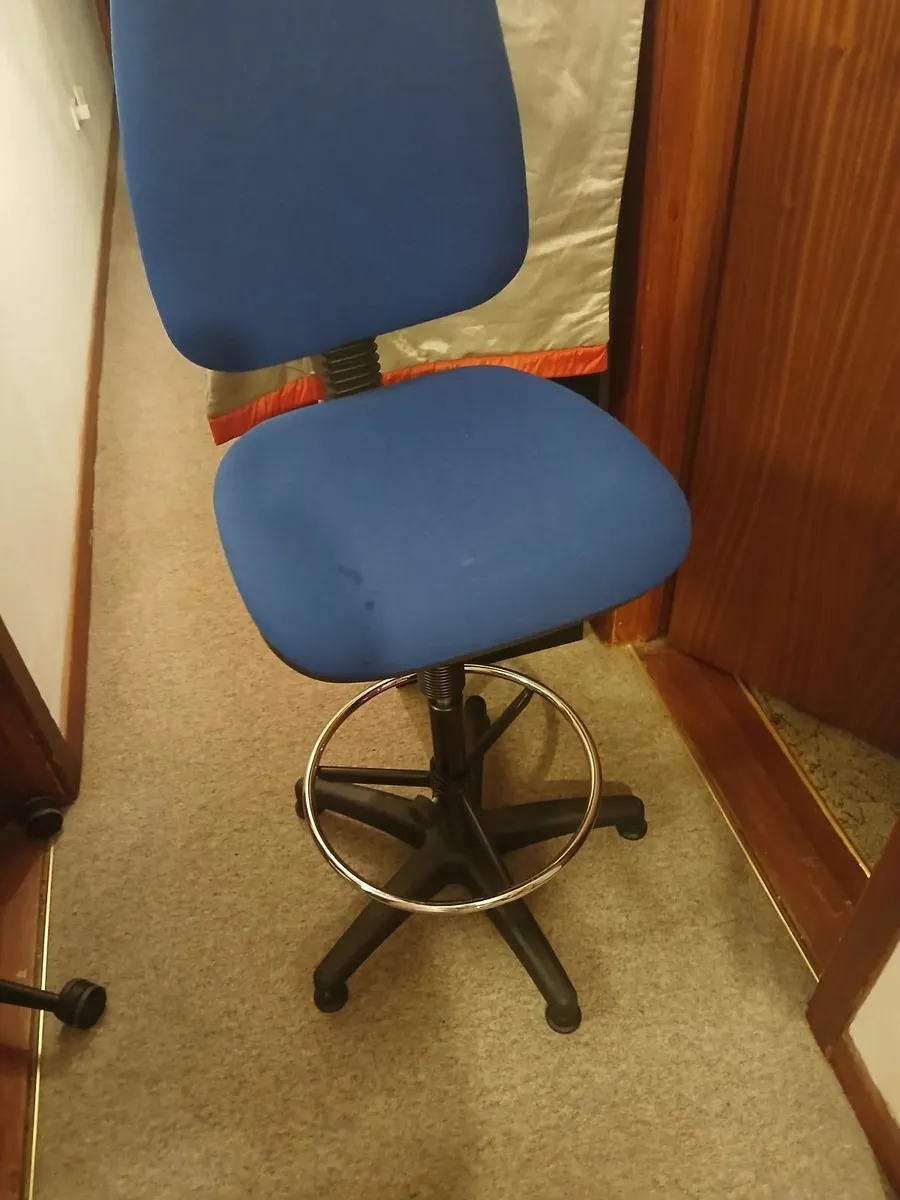 Office chair new ...extending height delivered - Image 2