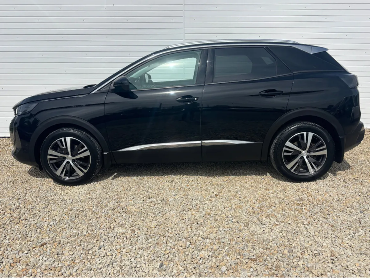 Peugeot 3008 ALLURE 1.5 HDI 130 AUTO - Image 4