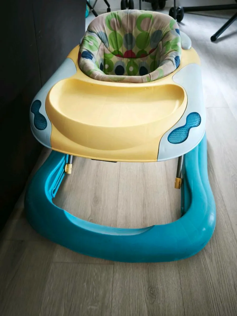 baby walker