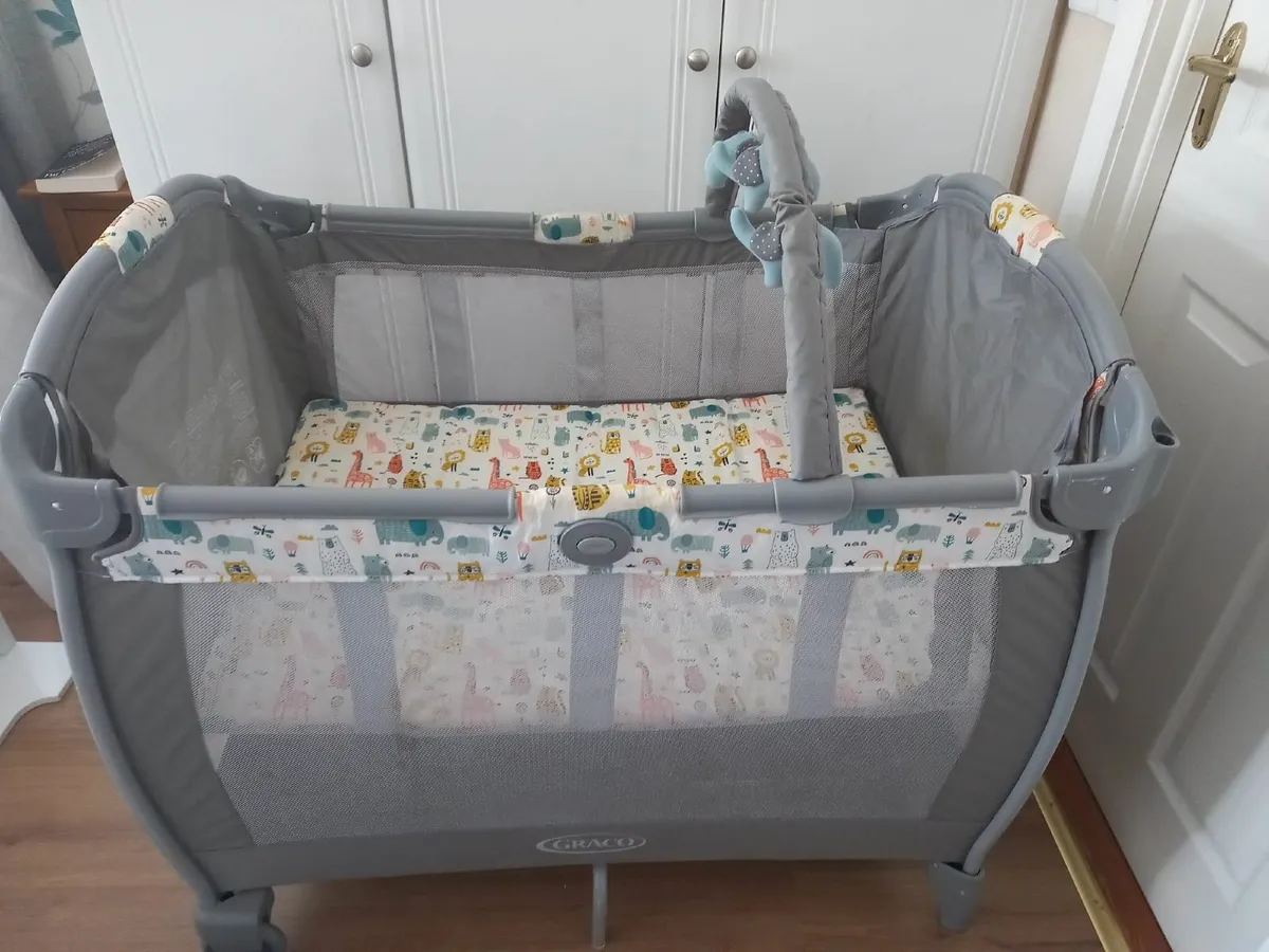 babylo travel cot - Image 1
