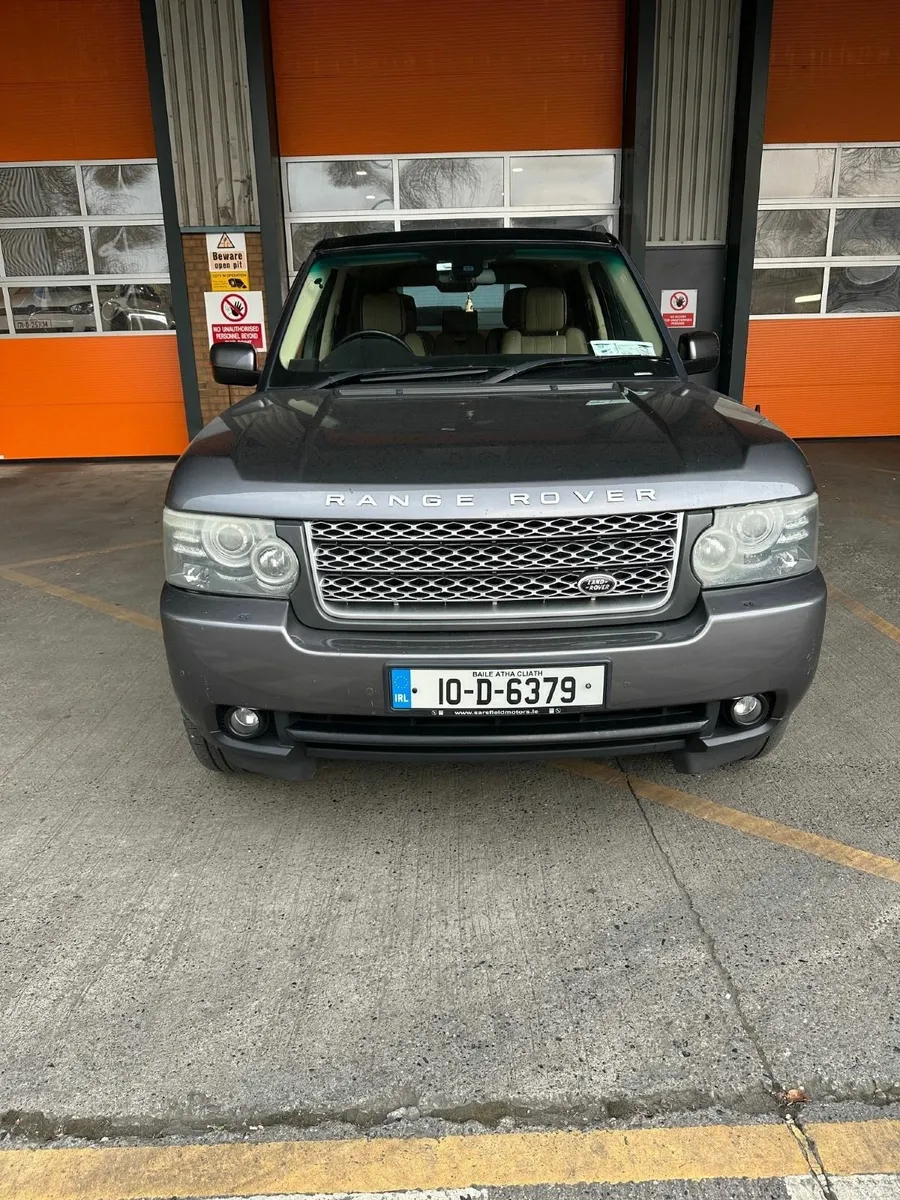 Land Rover Range Rover 2010 3.6L - Image 1