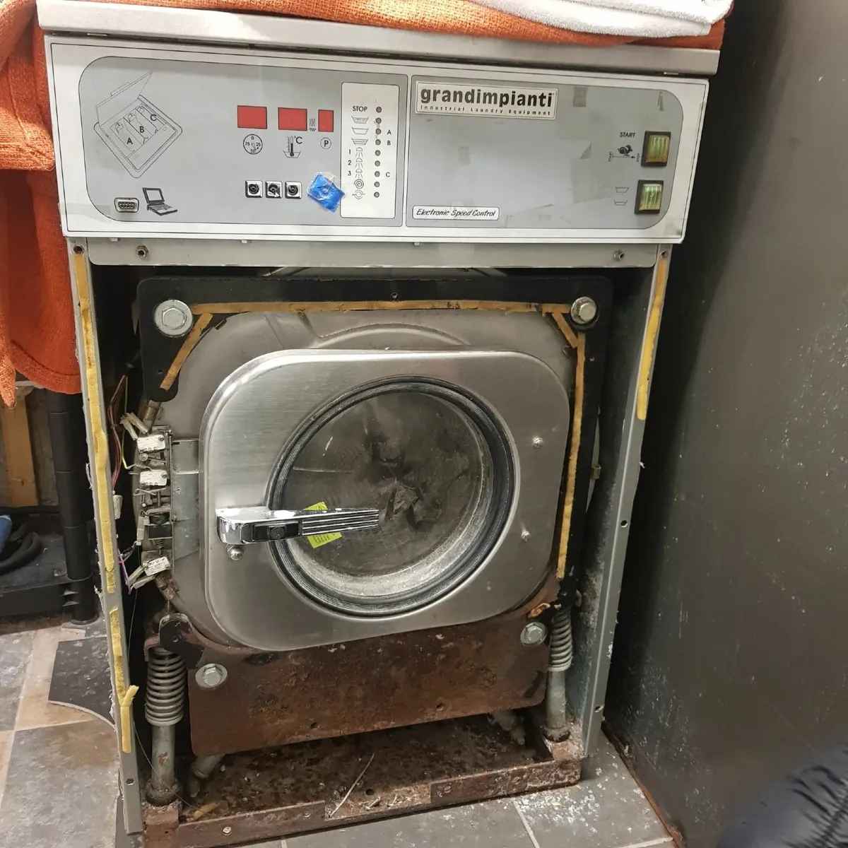 Professional wash machines - Image 4