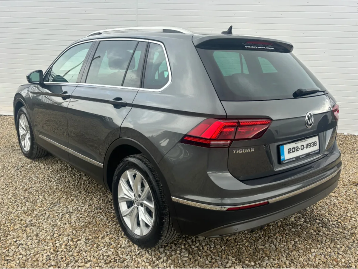 Volkswagen Tiguan HIGHLINE 2.0 TDI MANUAL 6SPEED F - Image 3
