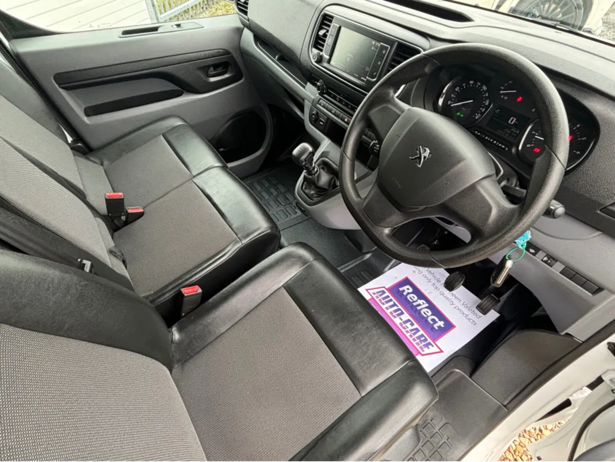 Peugeot Expert PROFESSIONAL STD 1.5 HD HDI 120 6 - Image 2