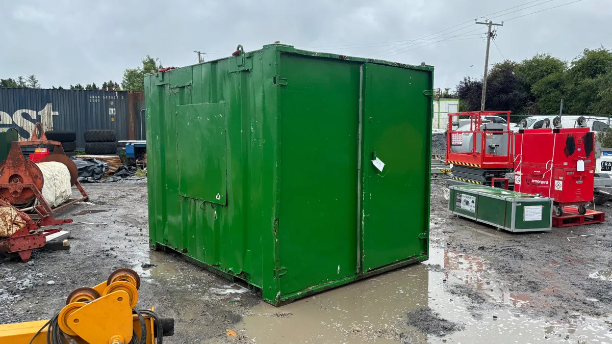 8’ x 10’ Storage Container - Image 1