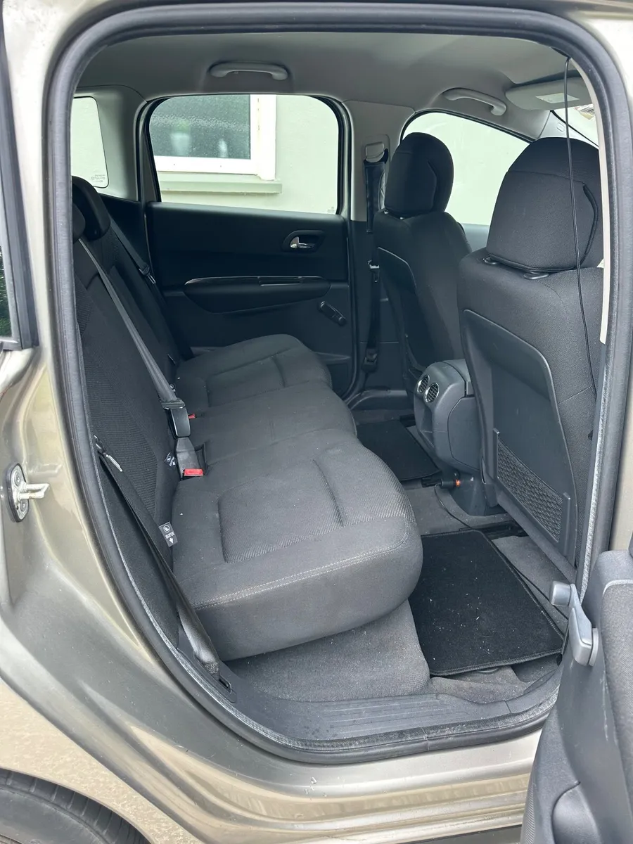 Peugeot 3008 2010 - Image 4