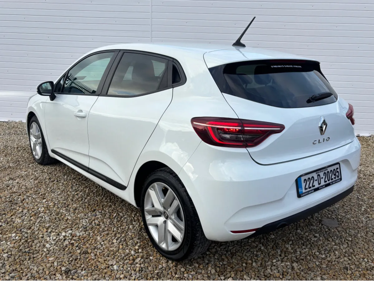 Renault Clio AUTOMATIC 1.0 PETROL - DYNAMIC EDITIO - Image 4
