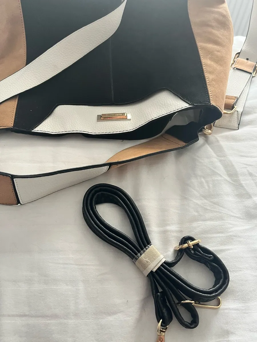 River Island bag - Image 4