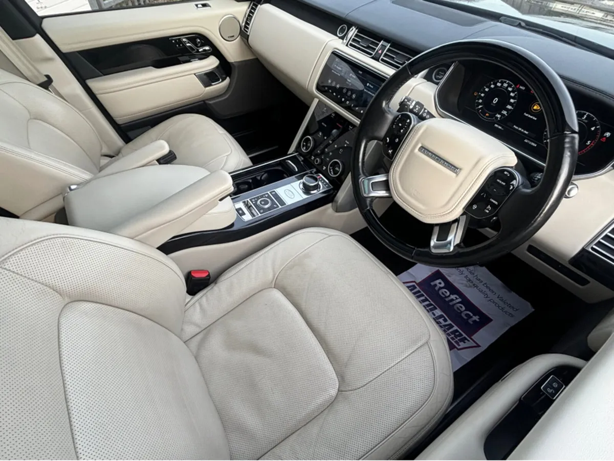 Land Rover Range Rover 3.0 TDV6 VOGUE 5 D DOOR AUT - Image 3