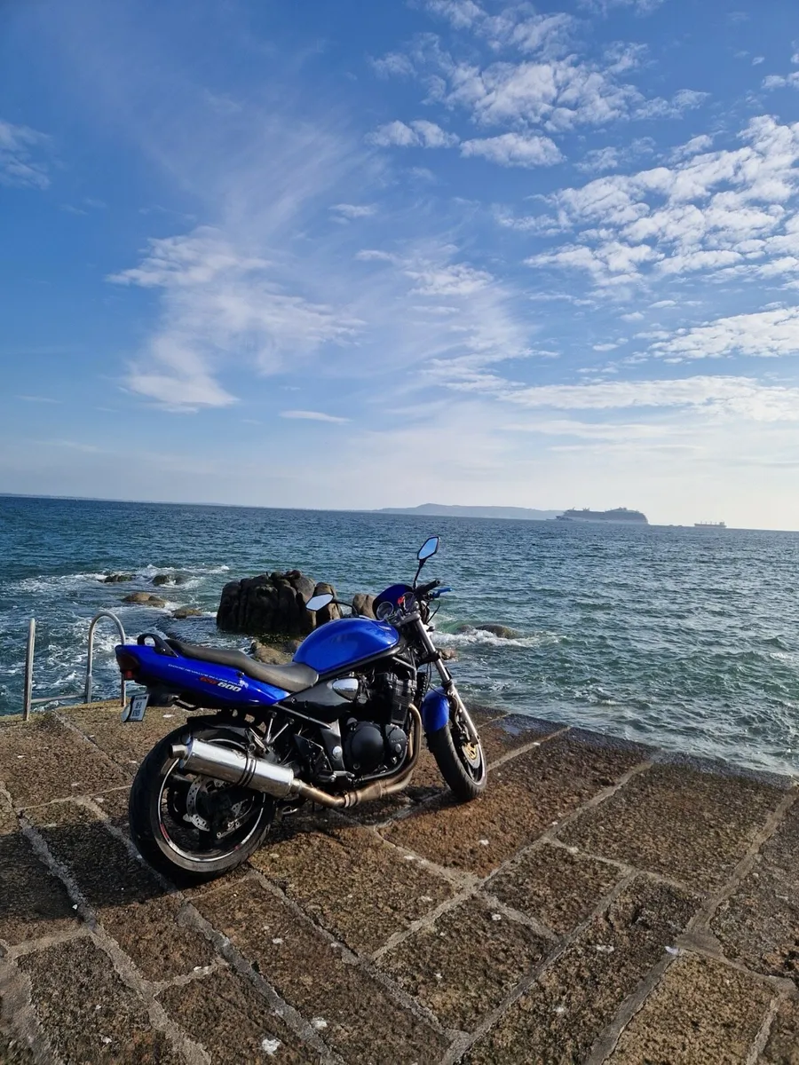 Suzuki bandit gsf 600 - Image 2