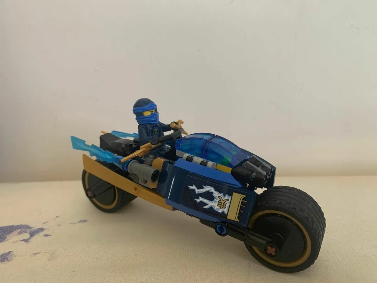 Lego Ninjago Jay's bike set - Image 4