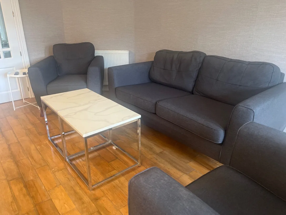 DFS 3 piece suite - Image 2