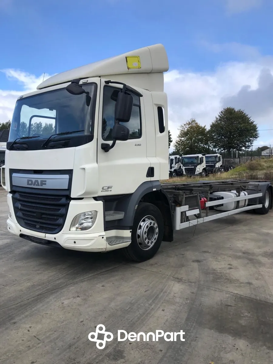 DAF CF For Breaking (2015) - Image 3