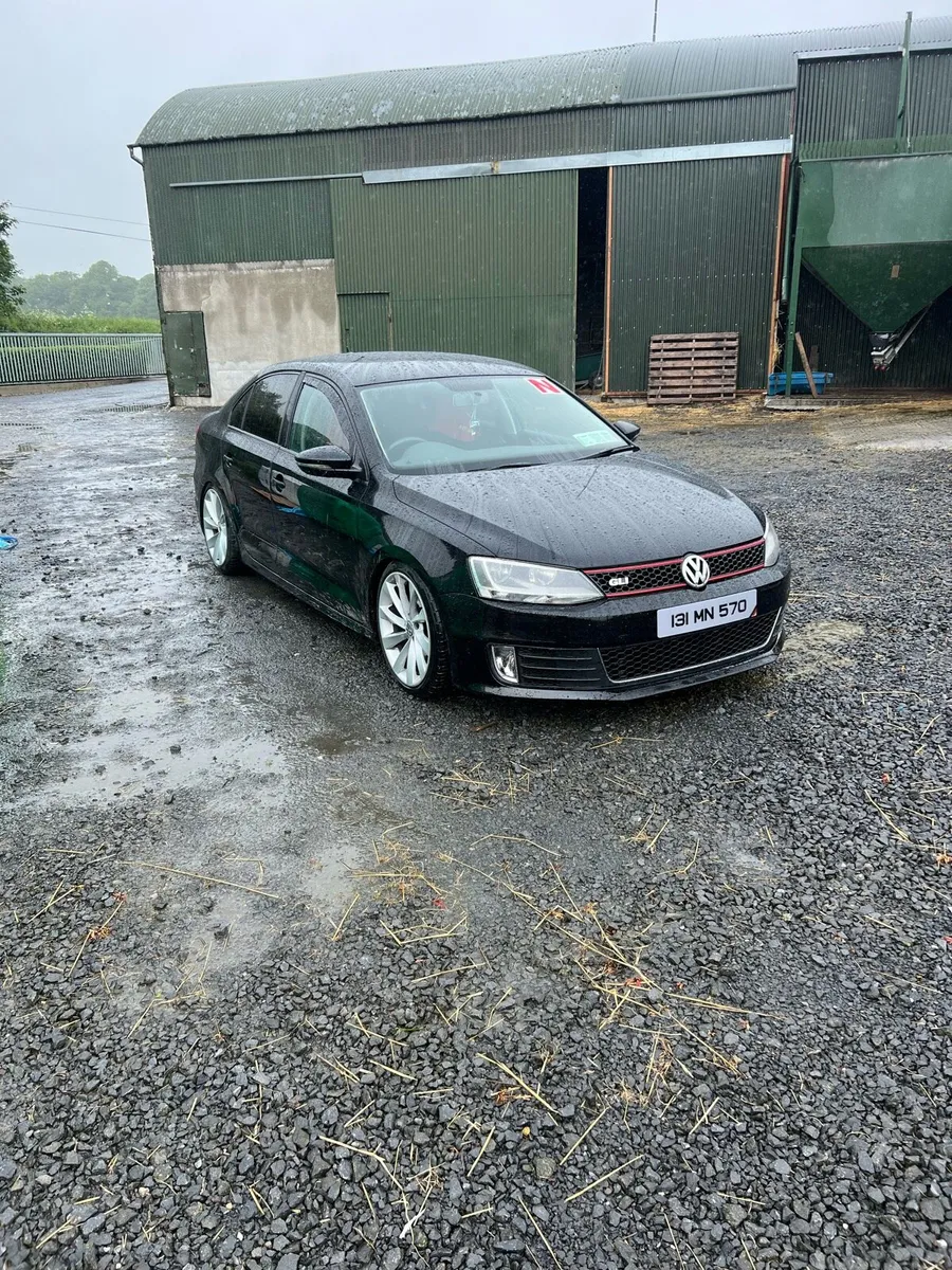 Volkwagen Jetta Mk6 - Image 1
