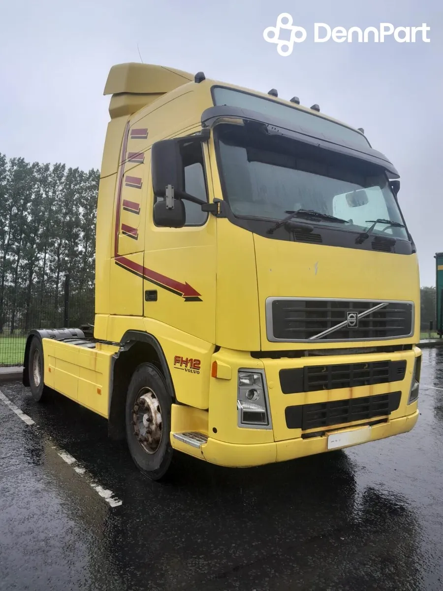 Volvo FH 4x2T (2005) For Breaking - Image 2