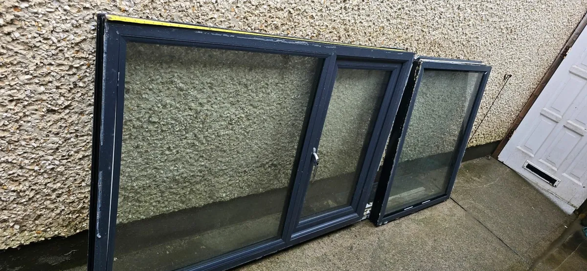 Triple glazed windows - Image 1