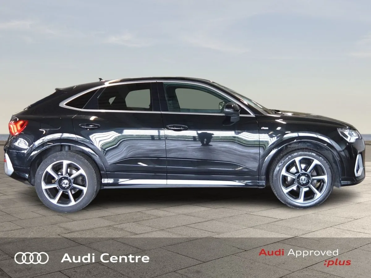 Audi Q3 Sportback 35 TDI S-line 150HP S Tronic - Image 3