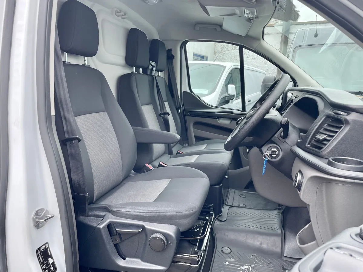 Ford Transit Custom 300L2 Leader 2.0TDCI LWB,2021 - Image 4