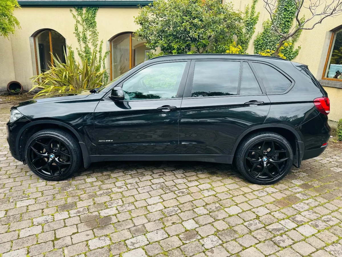 BMW X5 2.0d Auto F15  - MEGA VALUE NI NEW SHAPE X5 - Image 2