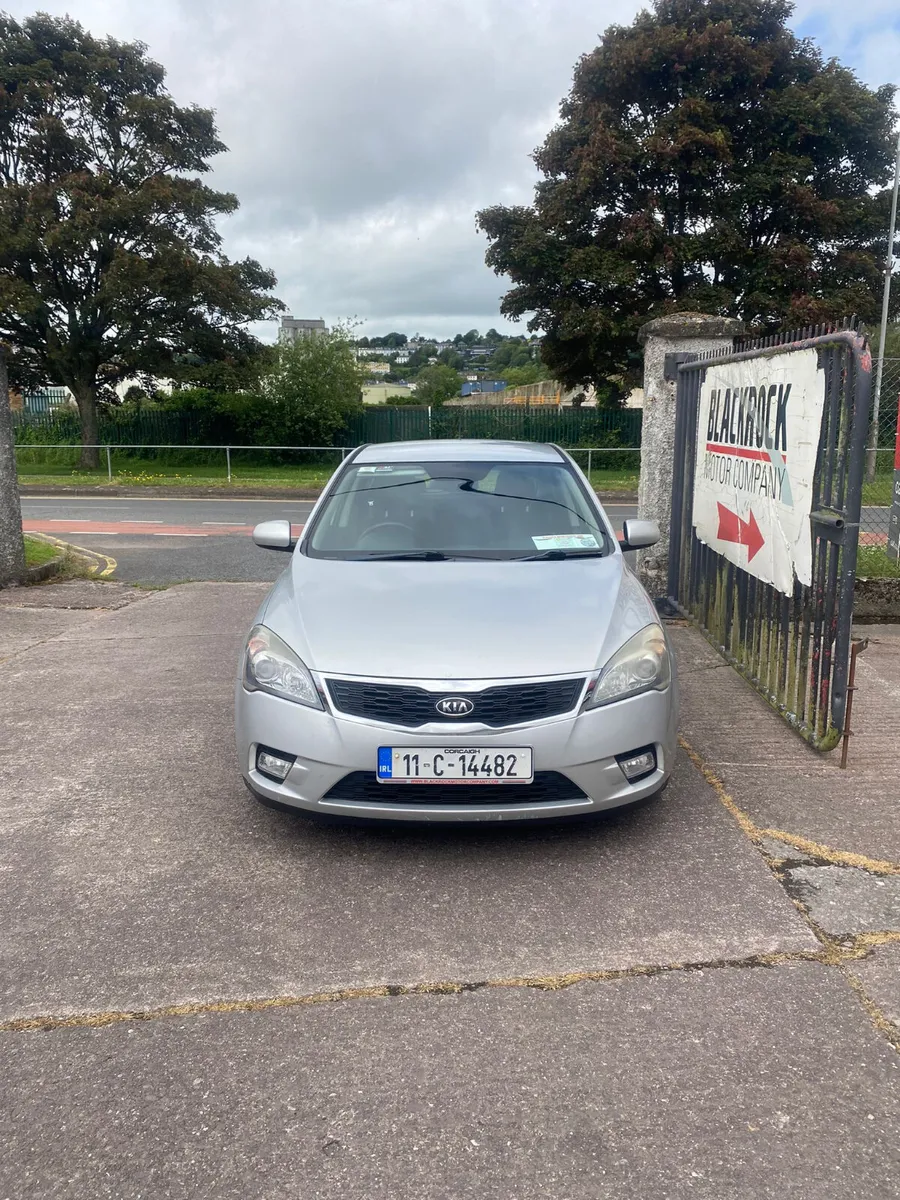 Kia Ceed 2011 - Image 2